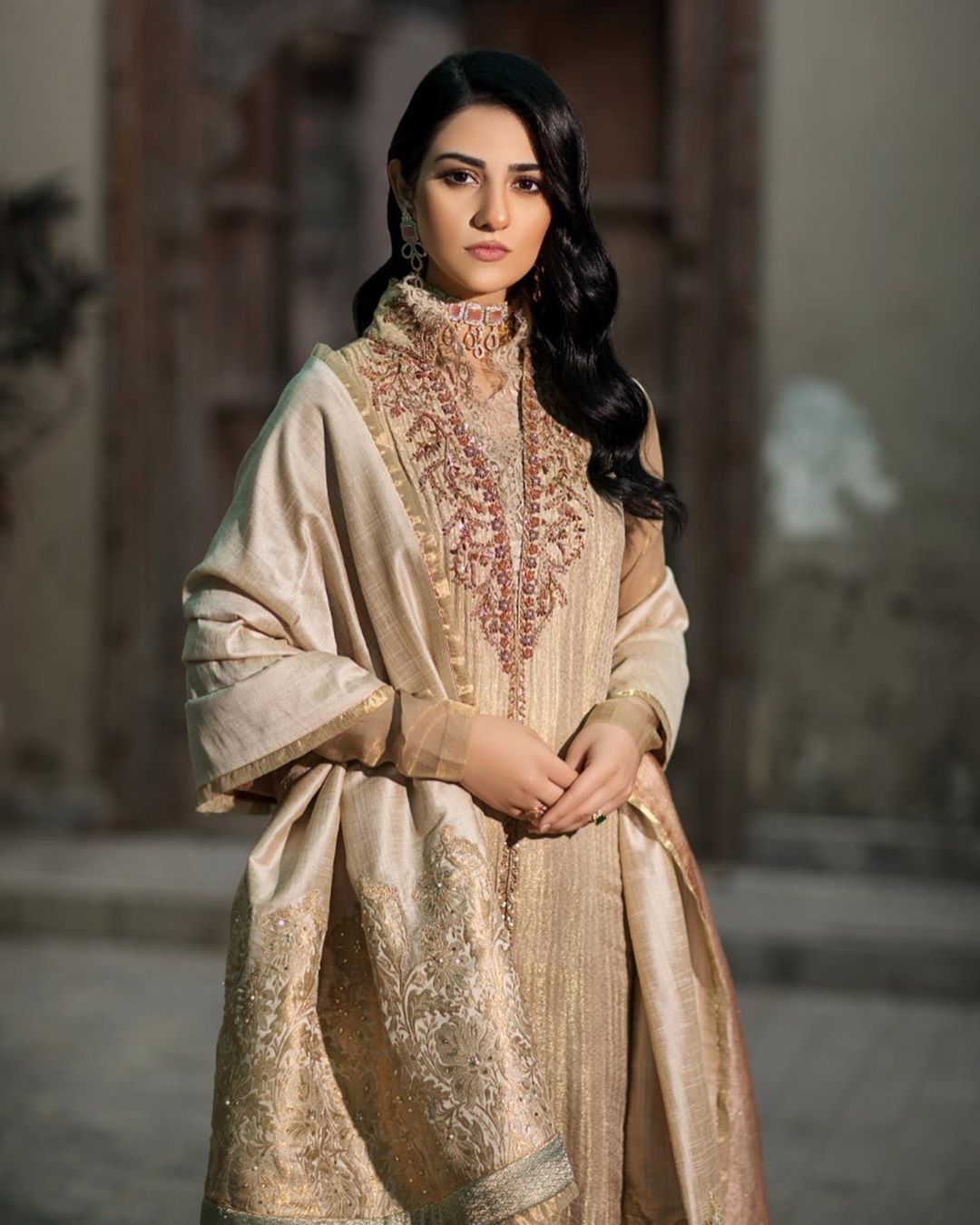 Beautiful Sarah Khan's Latest Photo Shoot for Nilofar Shahid