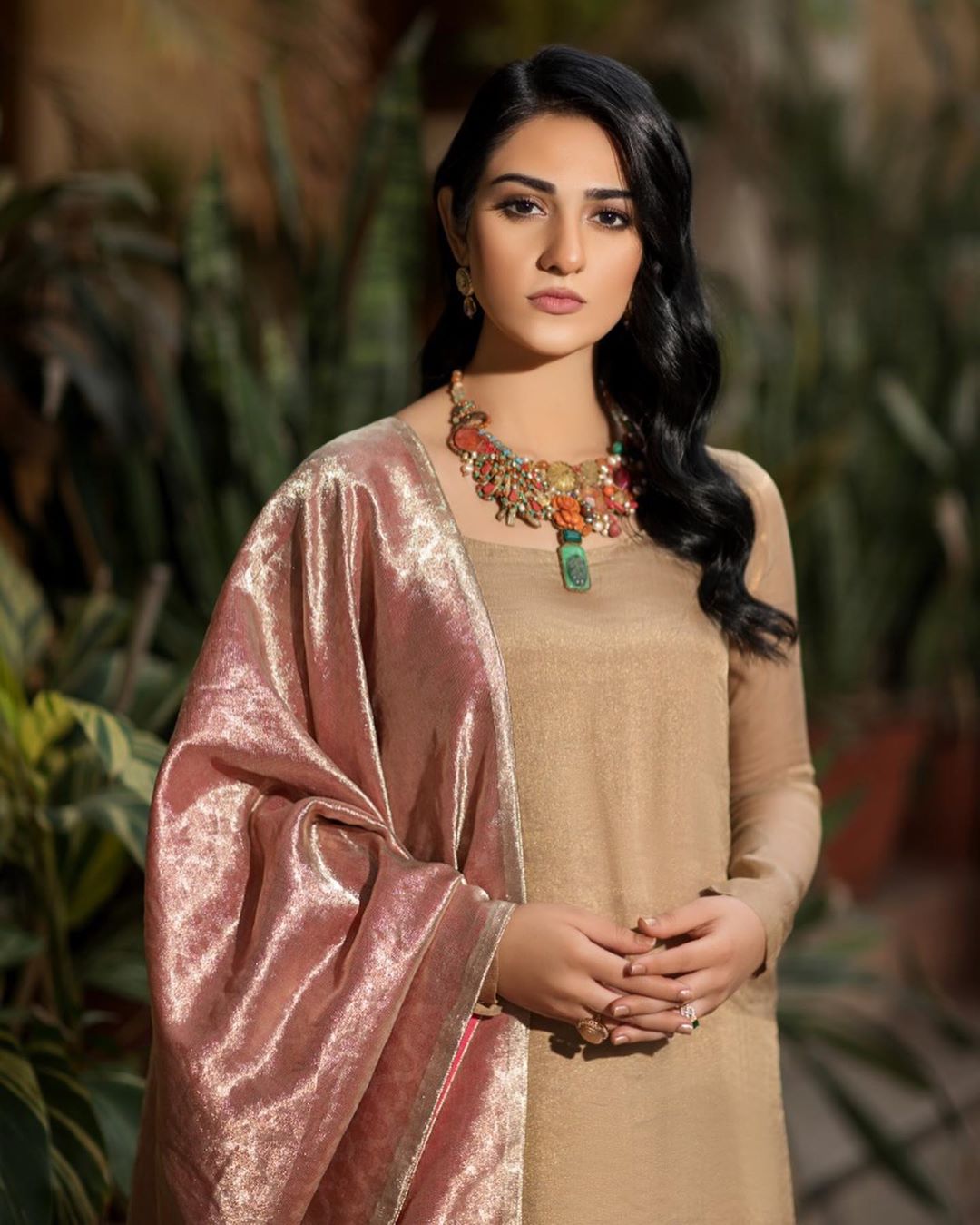 Beautiful Sarah Khan's Latest Photo Shoot for Nilofar Shahid