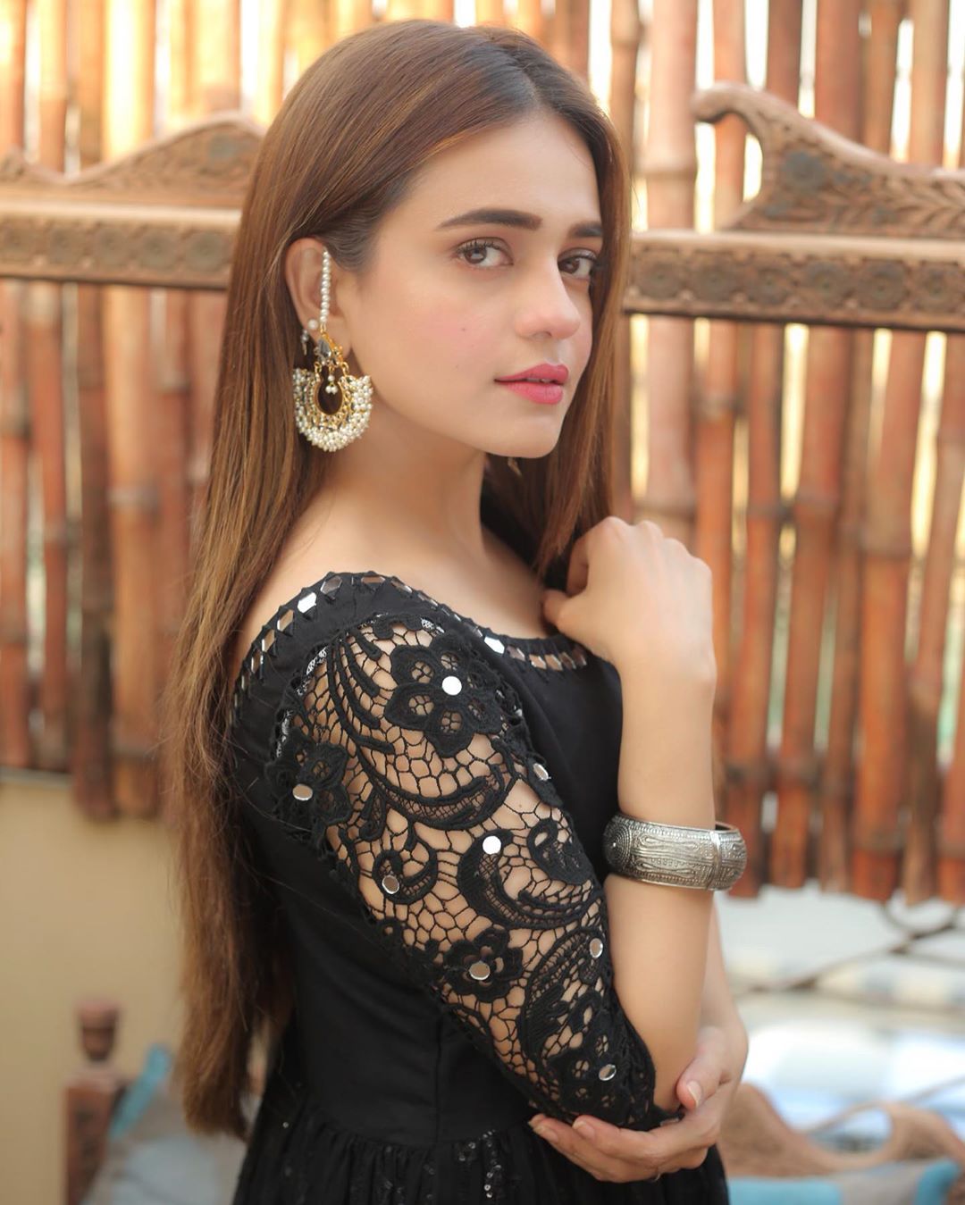 Beautiful Clicks of Gorgeous Actress Sumbul Iqbal in Black Outfit