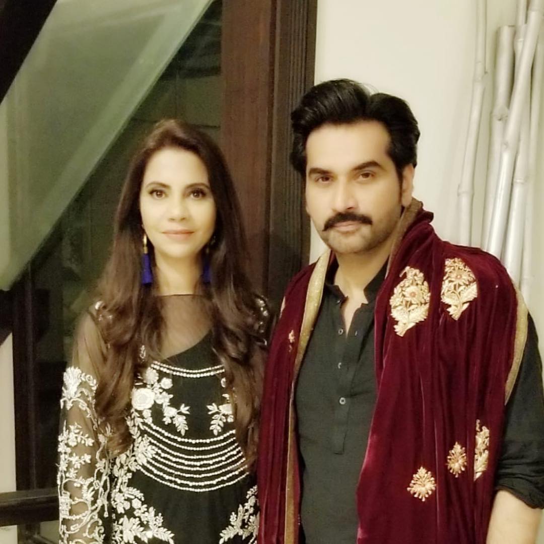 Humayun Saeed Wife Samina - 35 Romantic Pictures