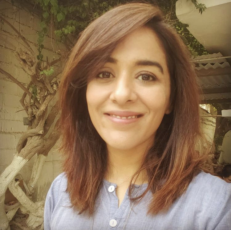 Yasra Rizvi Sharing Her Childhood Memory