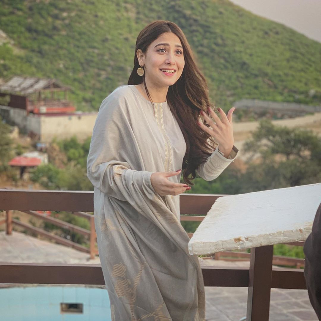 Hina Altaf and Agha Ali on set of their Drama Dil e Gumshuda