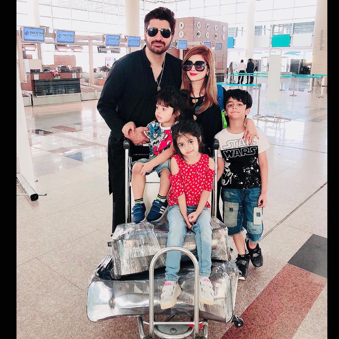 Beautiful Clicks of Syed Jibran with Daughter and Wife