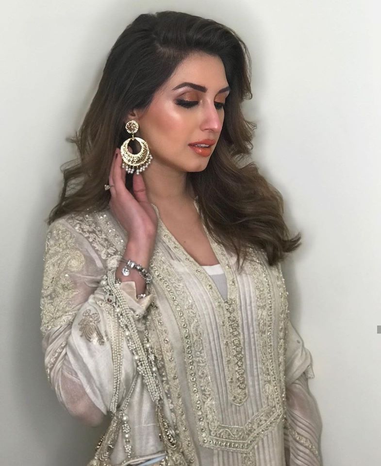 Latest Beautiful Clicks of Actress Iman Ali with her Husband