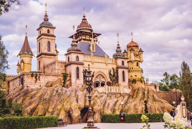 5 best theme parks around the world