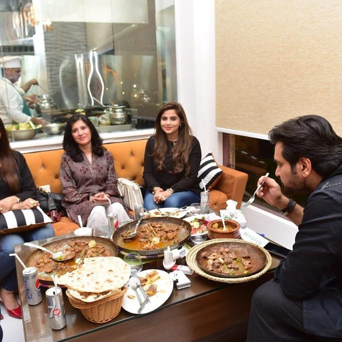 Celebrities Spotted Having Dinner at Iqrar ul Hassan Restaurant in Karachi