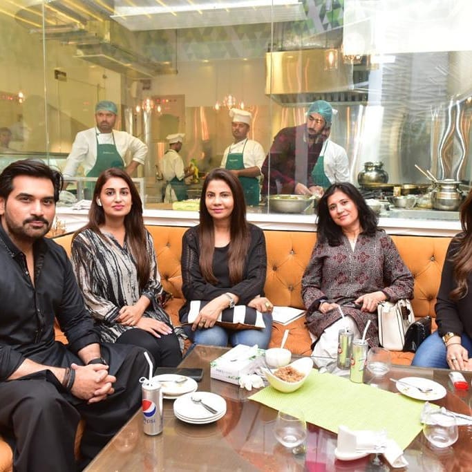 Celebrities Spotted Having Dinner at Iqrar ul Hassan Restaurant in Karachi