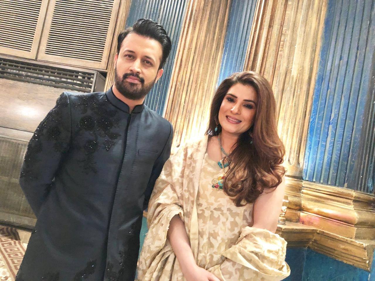 Handsome Atif Aslam and Resham Spotted at a Recent Wedding Event