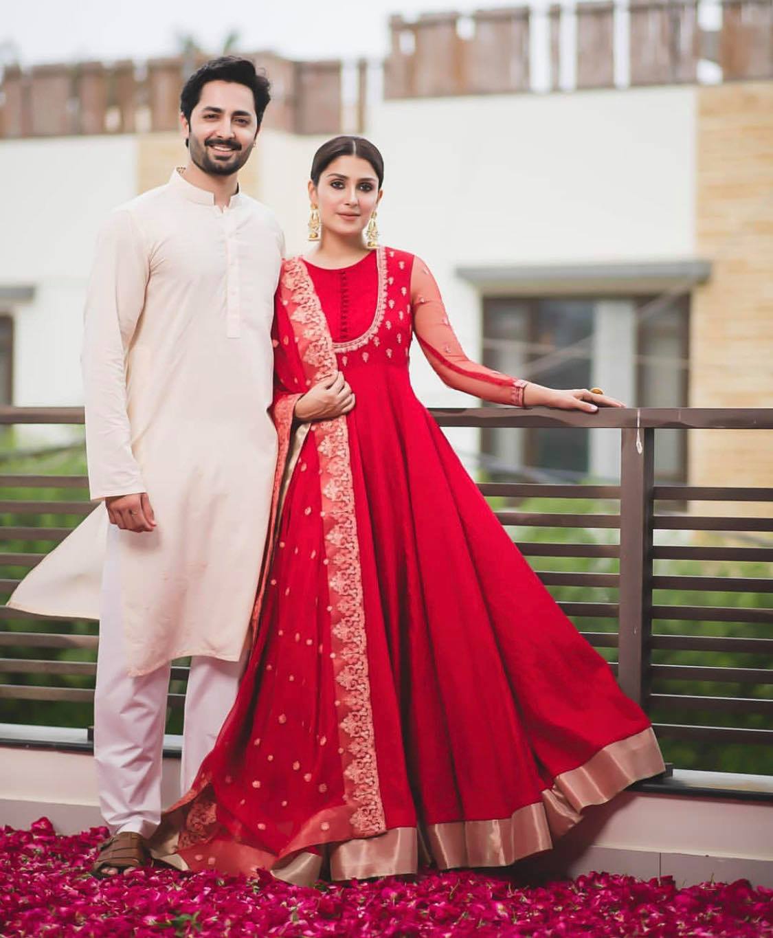 Danish Taimoor Wife Ayeza Khan | Romantic Pictures