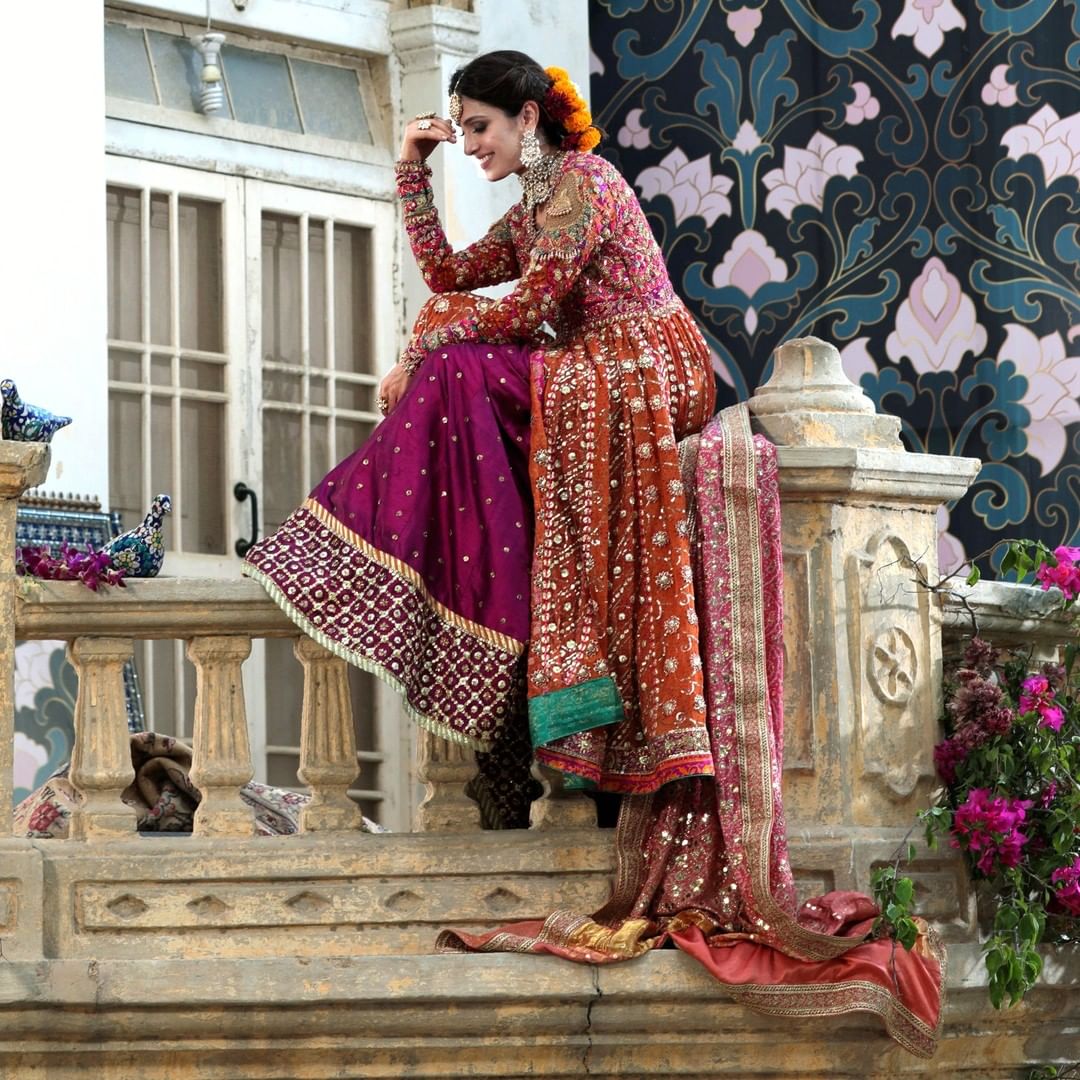 Latest Bridal Photo Shoot of Ayeza Khan for Farah Talib Aziz