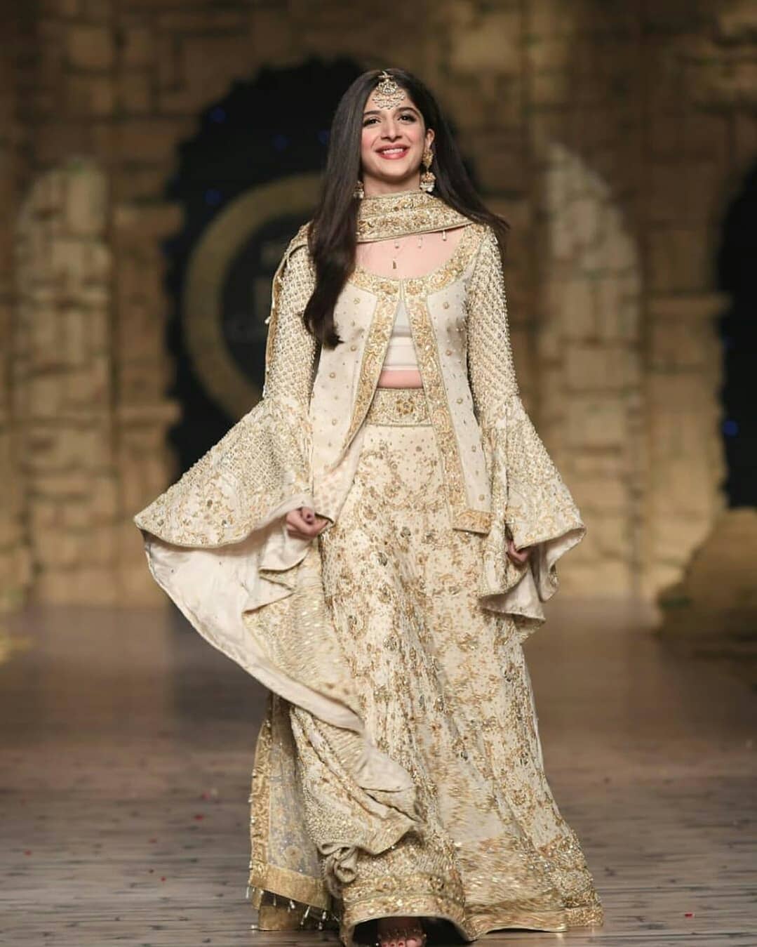 Pakistani Celebrities Beautiful Pictures from HBCW19 Day 2
