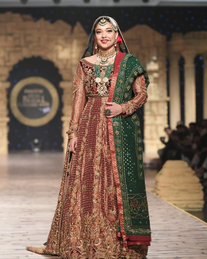 Pakistani Celebrities Beautiful Pictures from HBCW19 Day 2