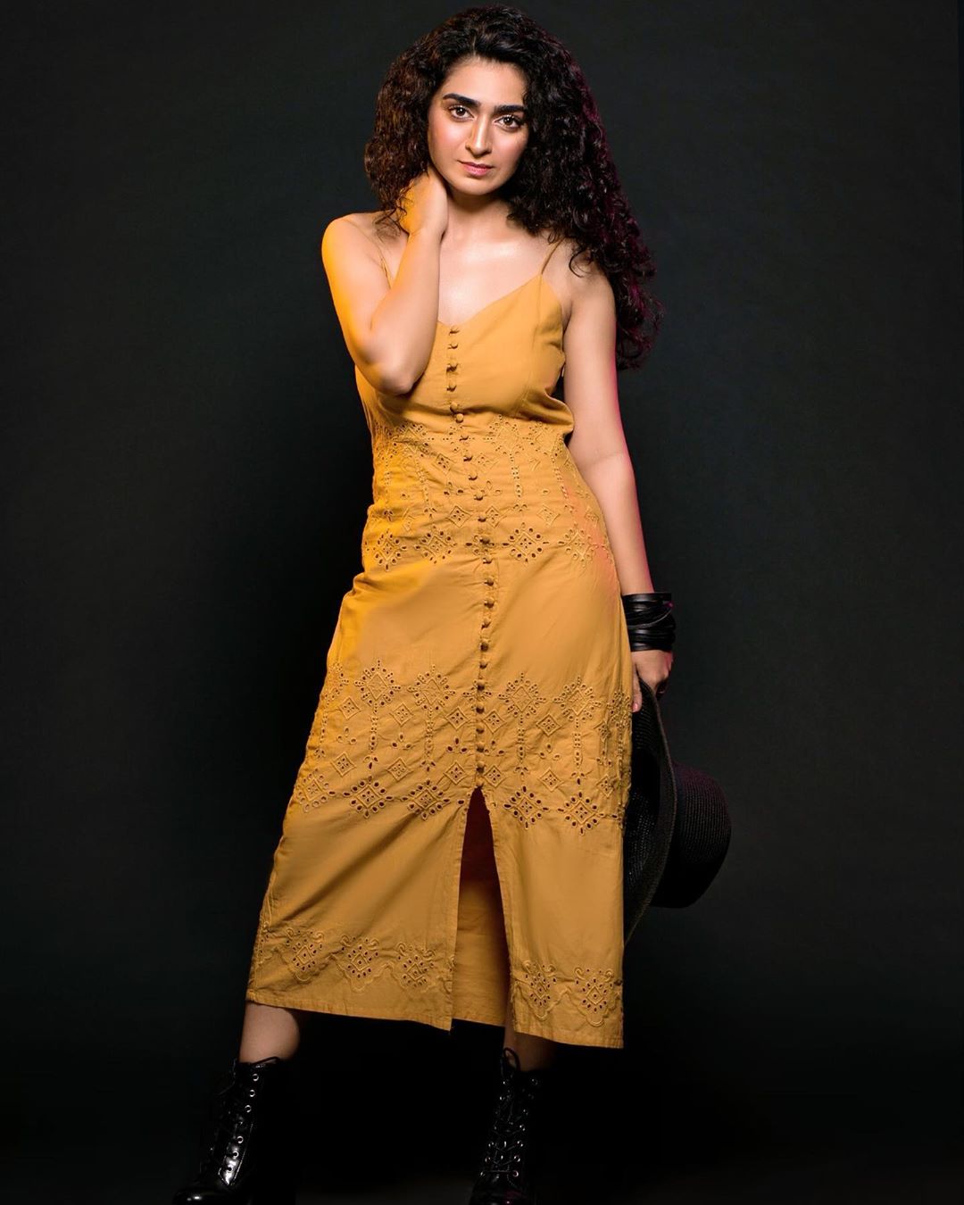Drama Actress Hajra Yamin Latest Beautiful Clicks