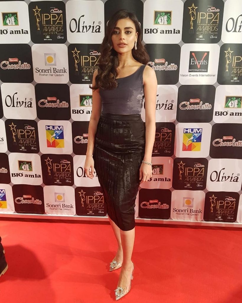 Pakistani Celebrities Spotted at the Red Carpet of IPPA Awards 2019 in