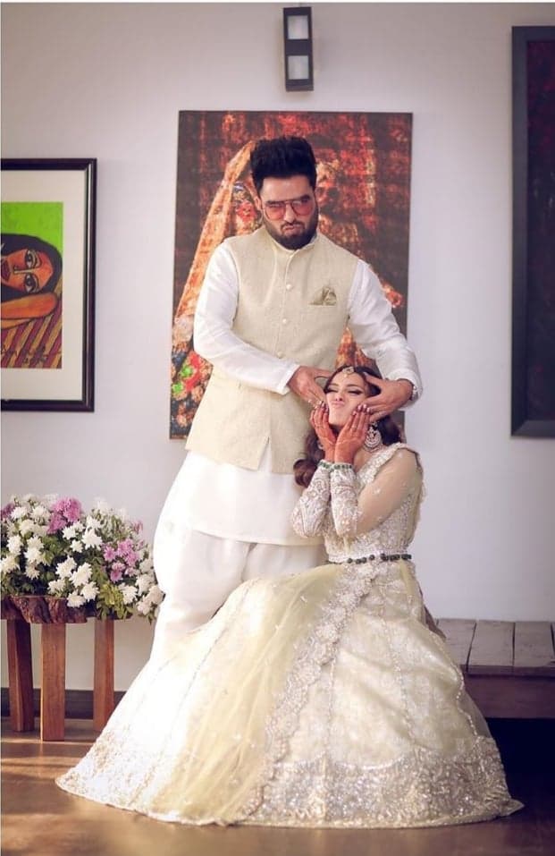 Beautiful Clicks of Gorgeous Iqra Aziz in Valima Dress for Drama Suno  Chanda 2 | Reviewit.pk
