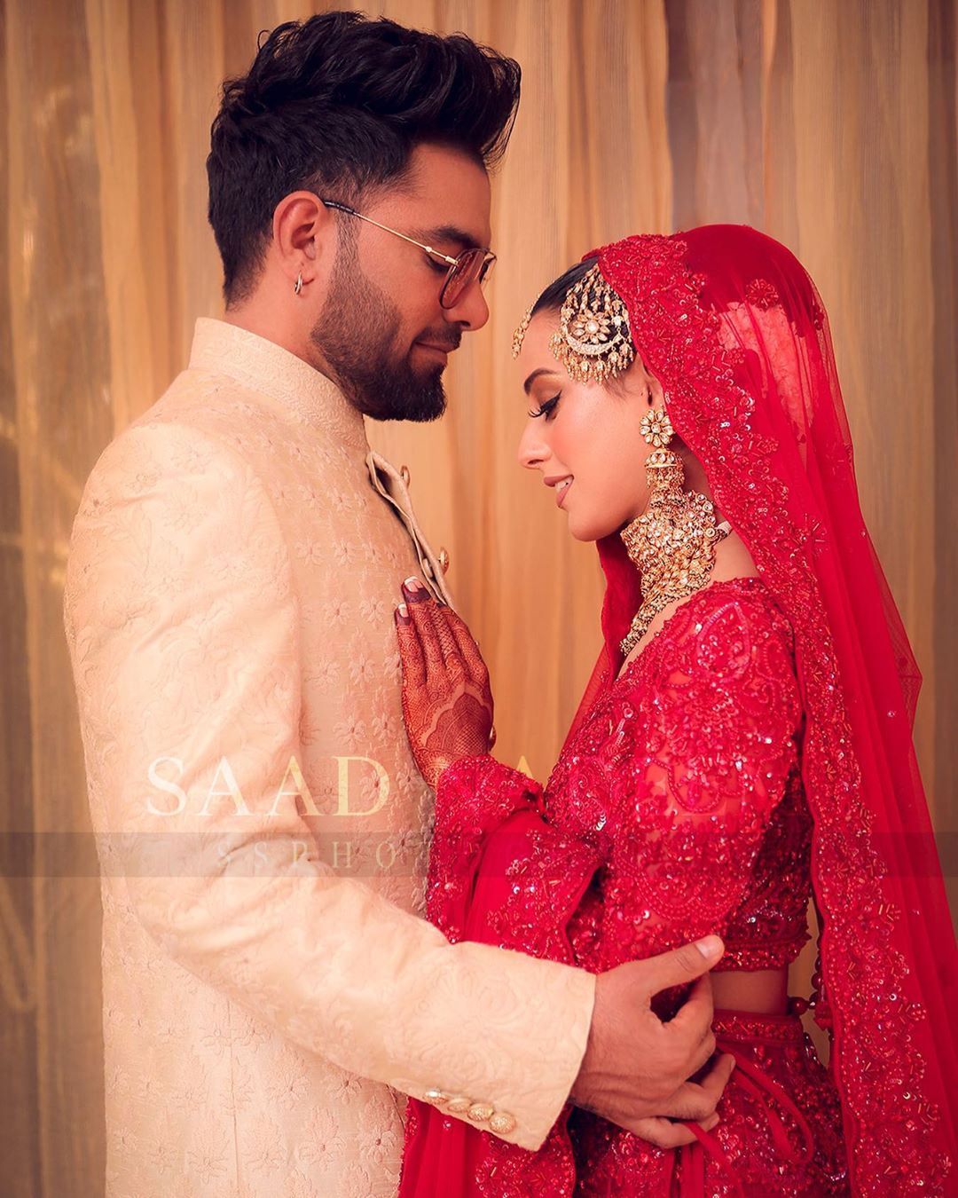 Beautiful HD Pictures of Iqra Aziz and Yasir Hussain Wedding