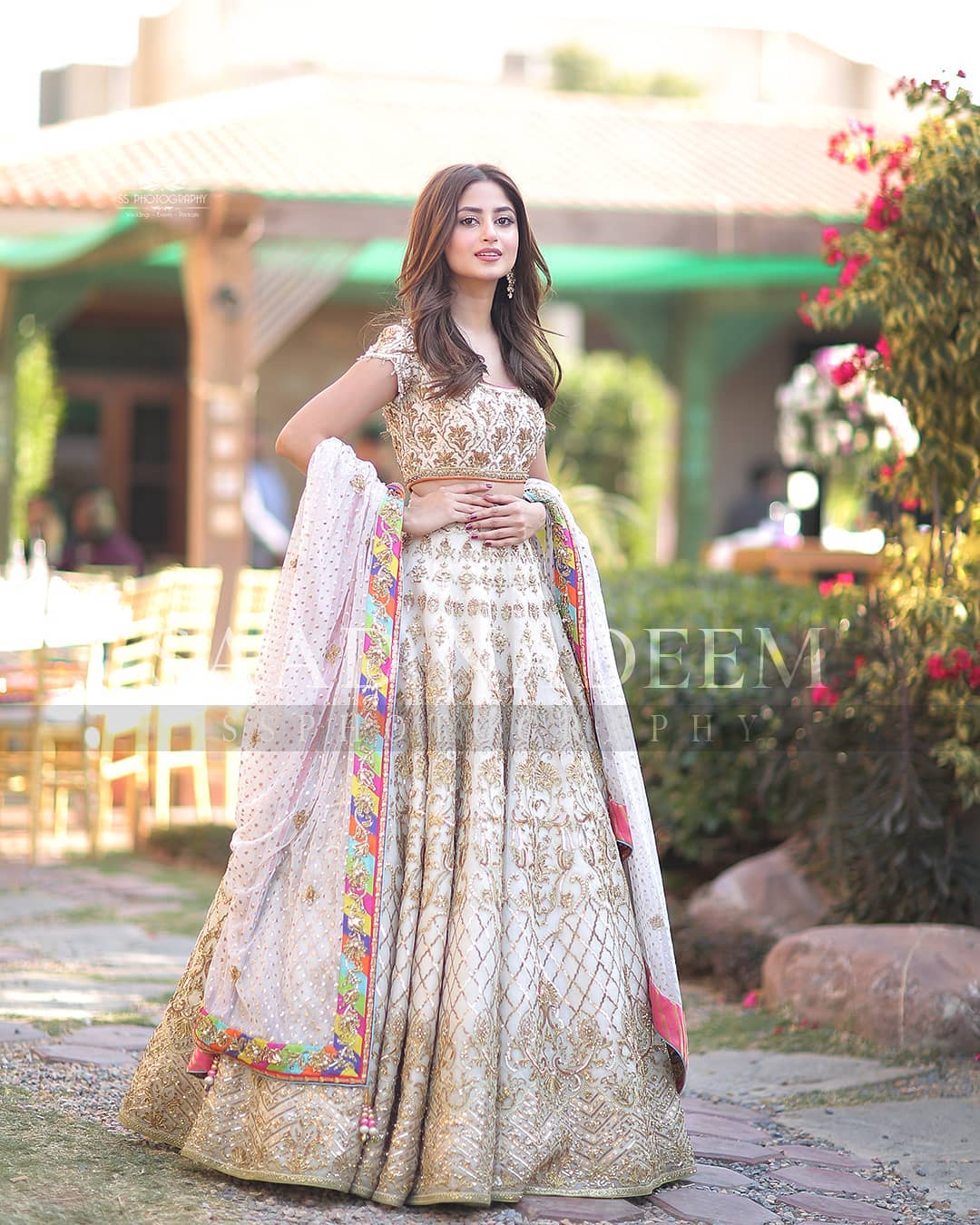 Beautiful HD Pictures of Iqra Aziz and Yasir Hussain Wedding