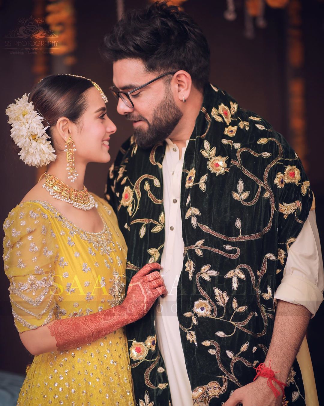 Beautiful HD Pictures of Iqra Aziz and Yasir Hussain Mehndi