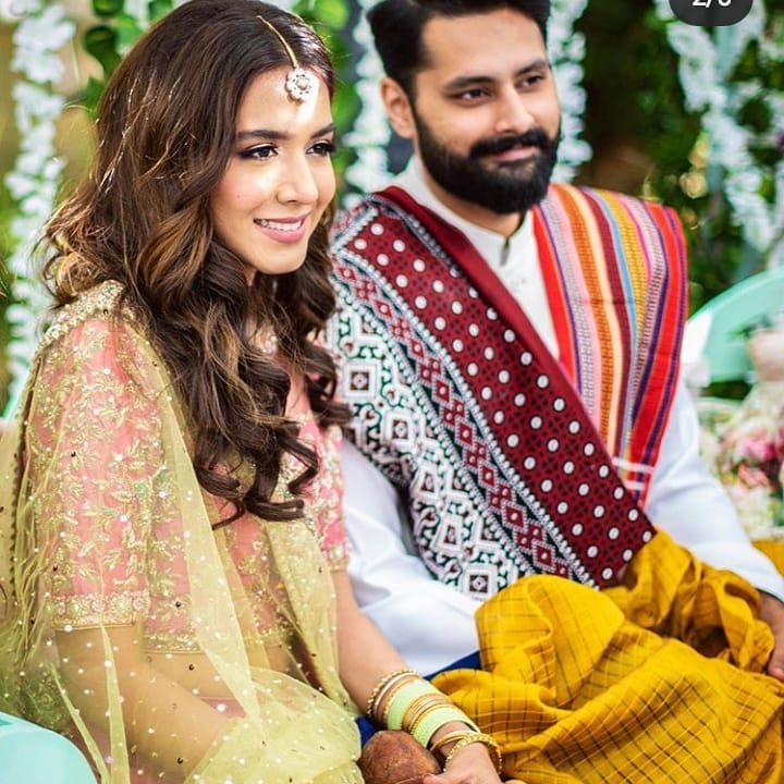 Actress Mansha Pasha and Jibran Nasir's Engagement Pictures