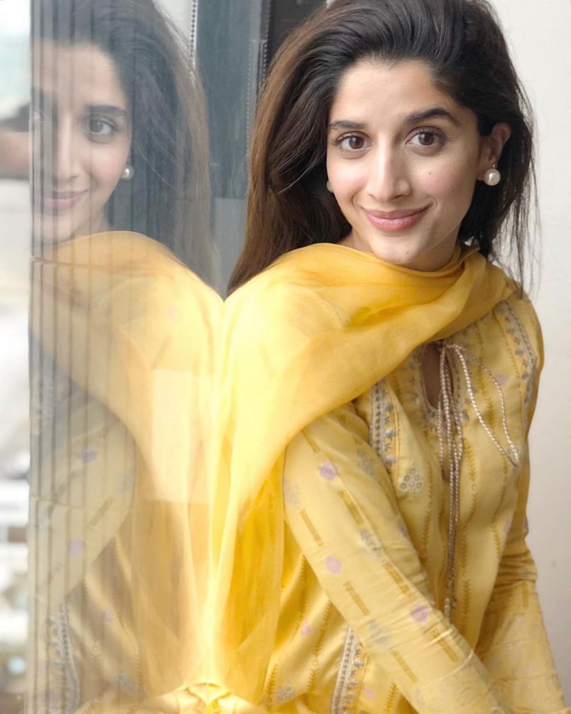 Mawra Hocane Revealed About Her Life In #AskMawra Session | Reviewit.pk