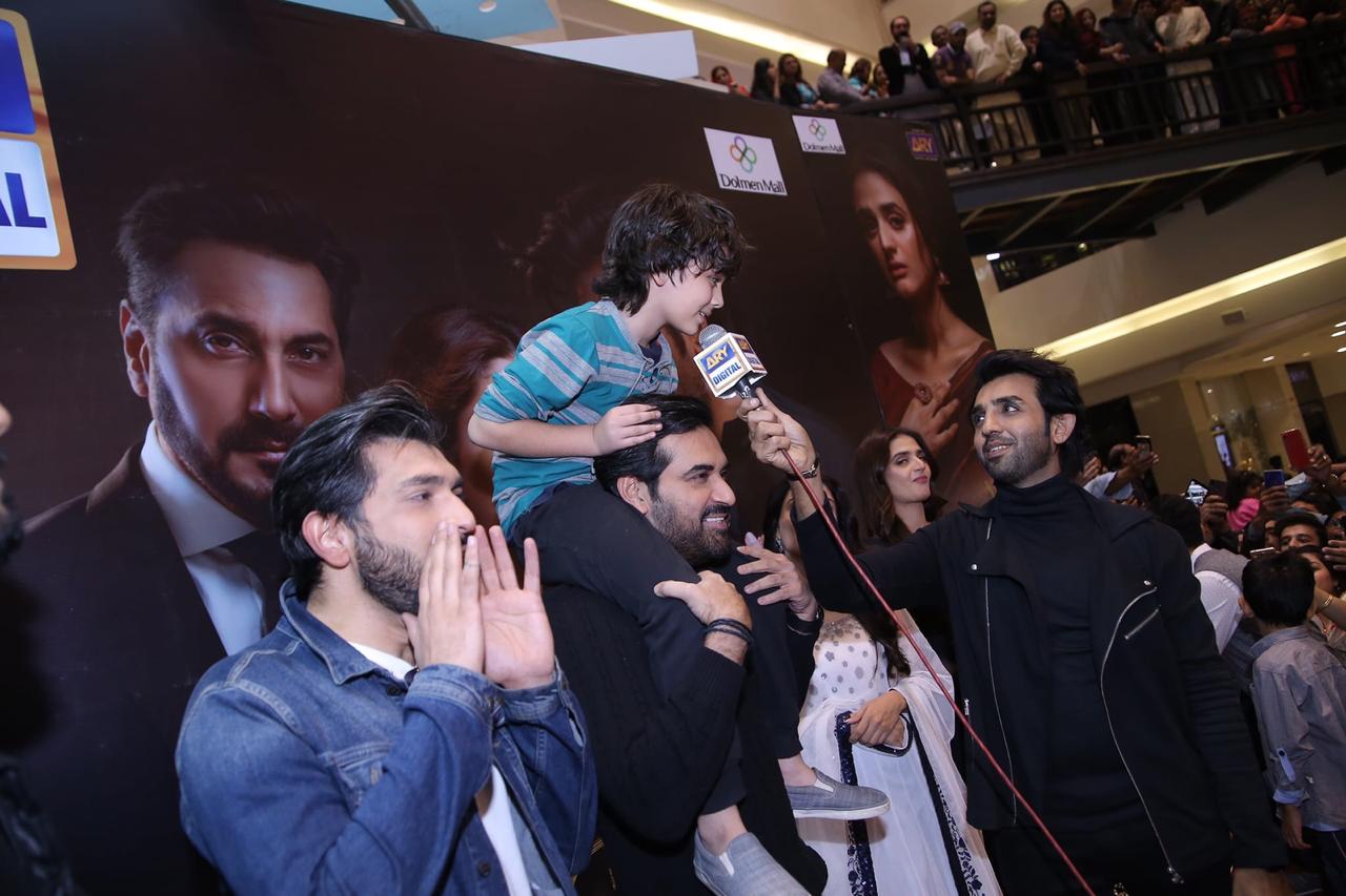 Mere Pass Tum Ho Cast Met Their Fans at Dolmen Mall Clifton Karachi