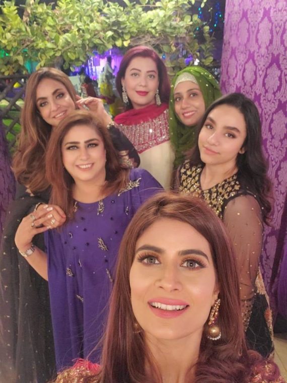 Nadia Khan and Madiha Iftikhar at Mehndi Event of Madiha's Sister in ...