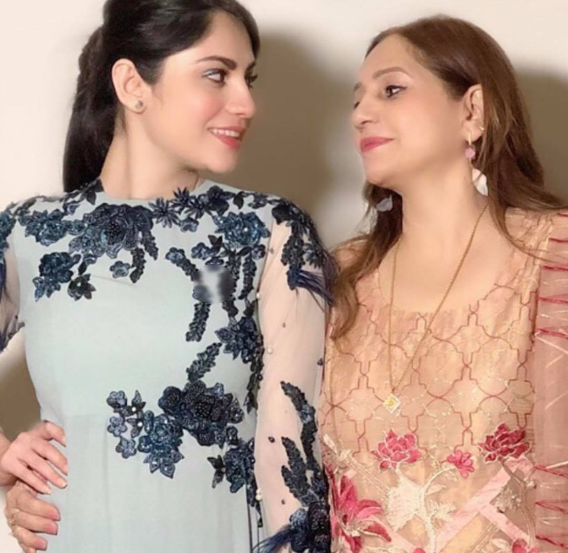 Everything You Need To Know About Neelam Muneer