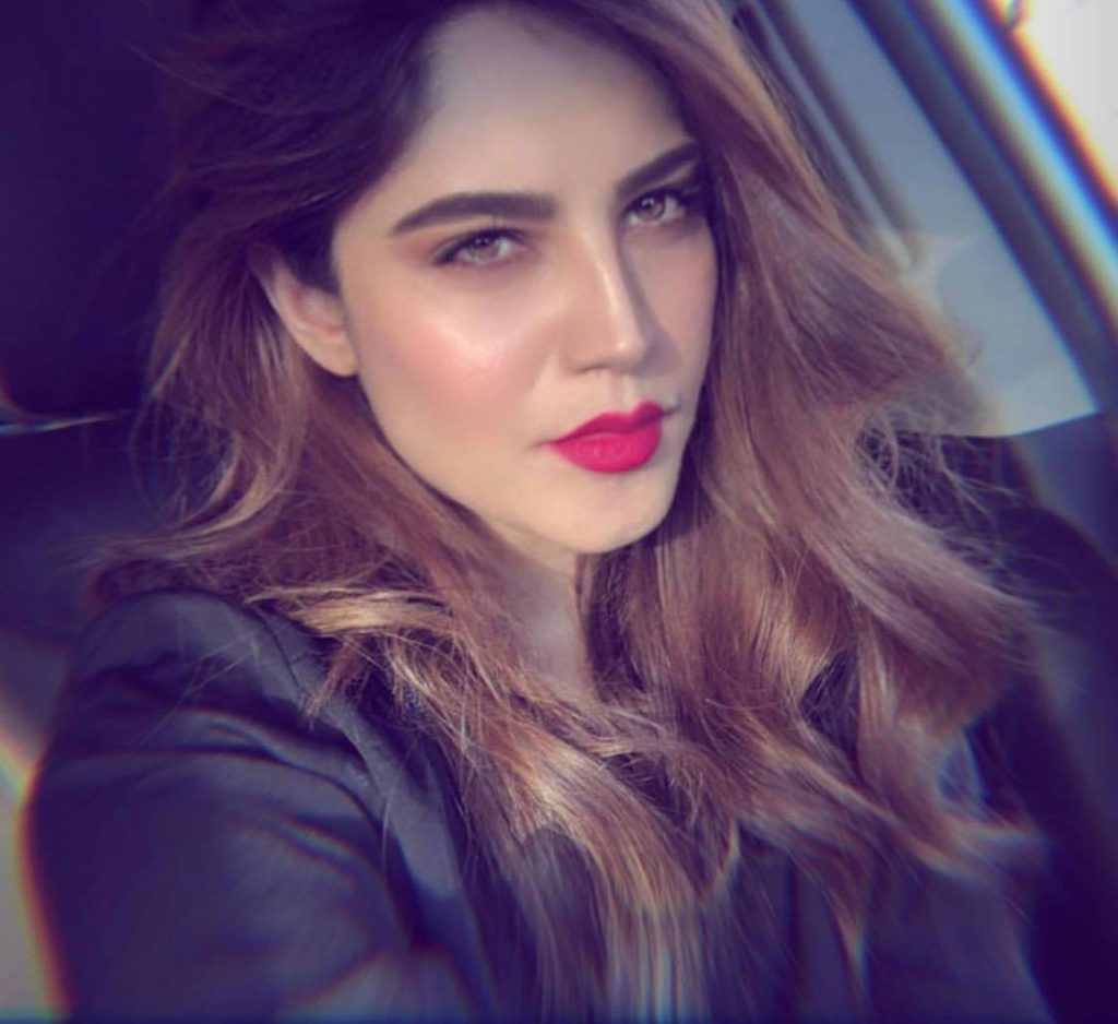 Does Neelam Muneer Have No Friends In The Industry