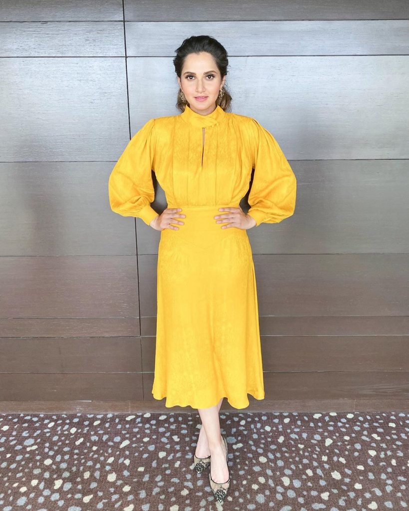 Sania Mirza Posted Cutest Pictures With Her Baby