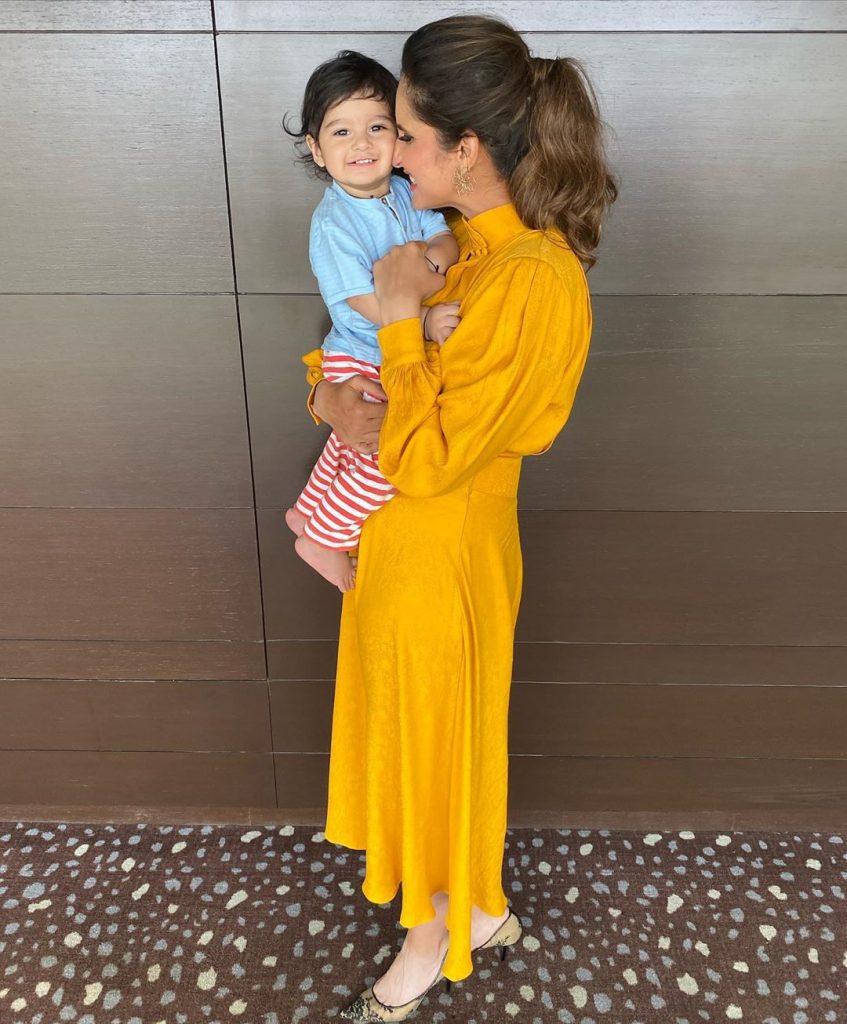 Sania Mirza Posted Cutest Pictures With Her Baby