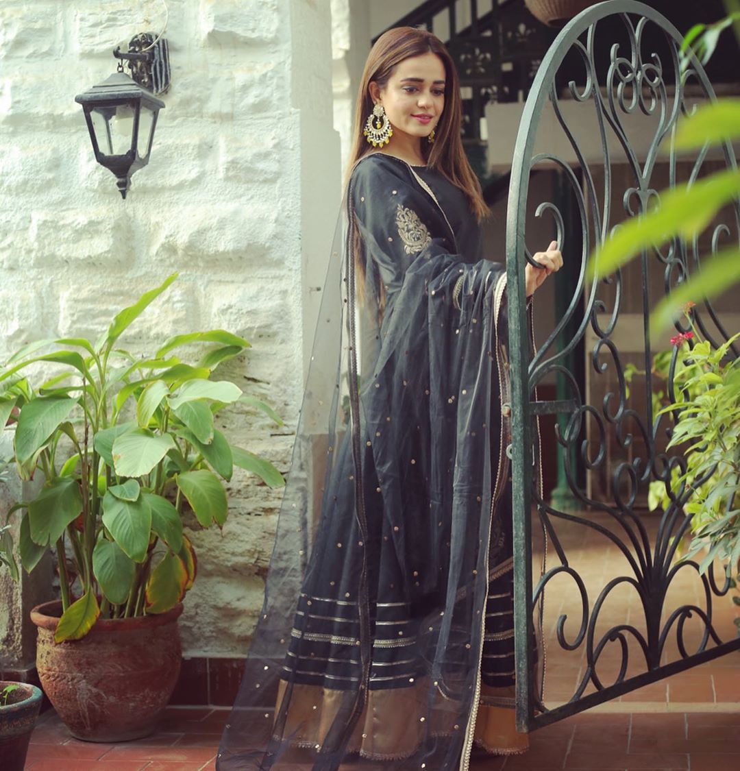 Sumbul Iqbal is Looking Gorgeous in this Beautiful Black Dress