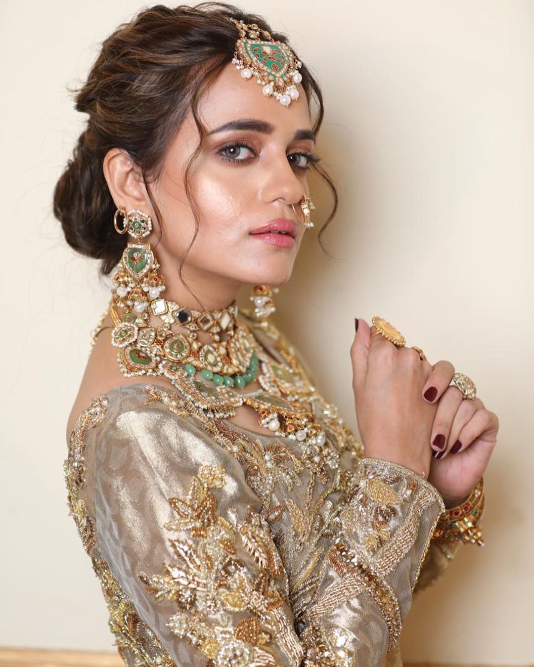 Beautiful Pictures of Actress Sumbul Iqbal from HBCW19