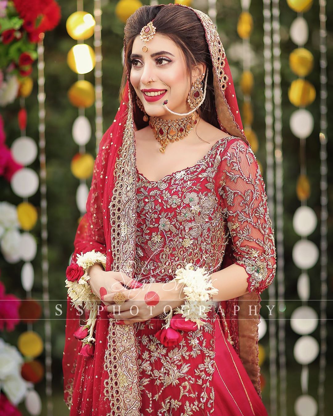 Urwa Hocane Looks Gorgeous in the Latest Bridal Photo Shoot