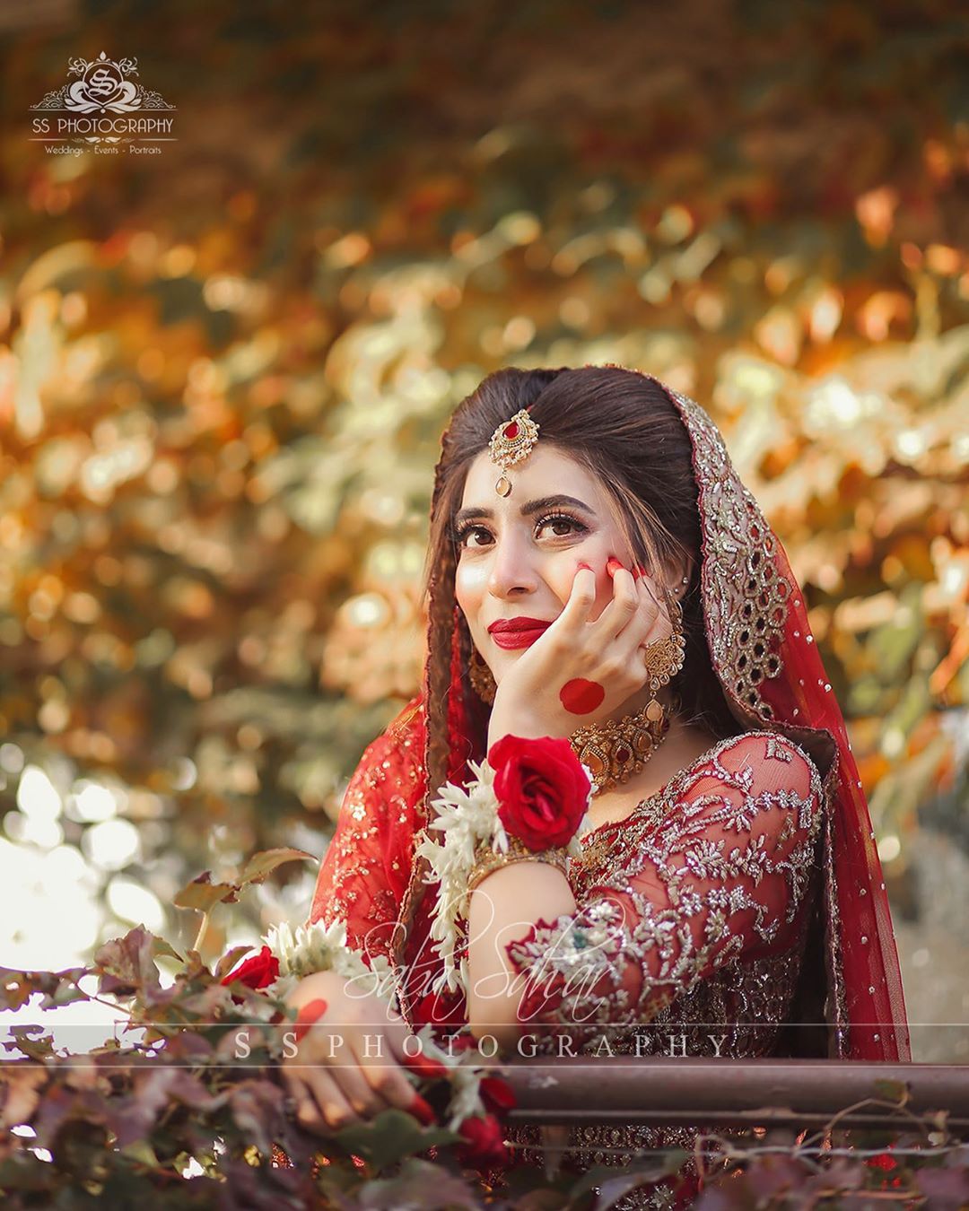 Urwa Hocane Looks Gorgeous in the Latest Bridal Photo Shoot