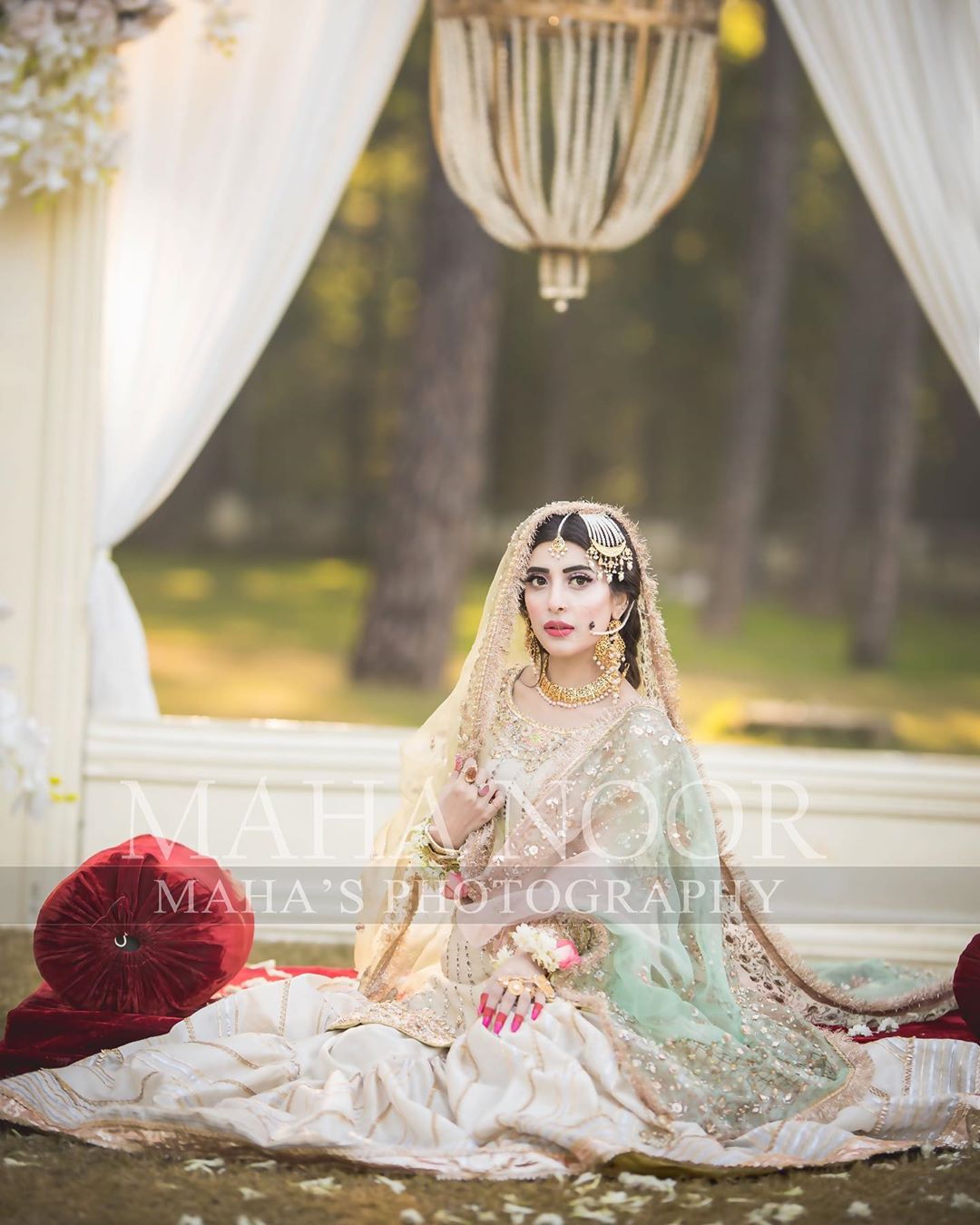 Latest Bridal Photo Shoot of Gorgeous Urwa Hocane