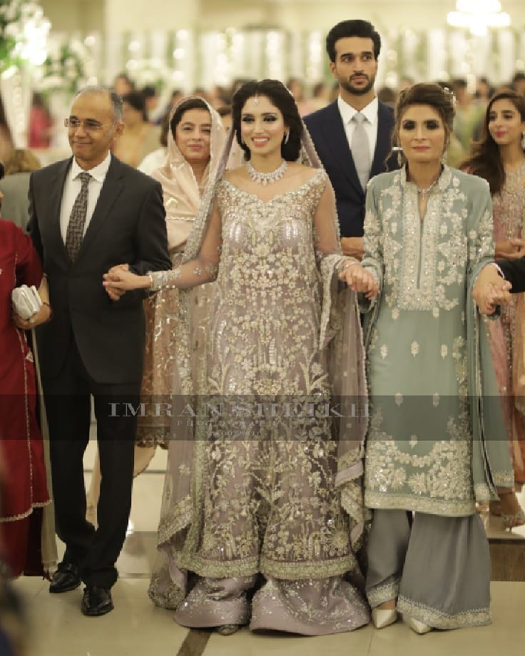 Beautiful Clicks of Zainab Abbas And Hamza Kardar’s from their Walima