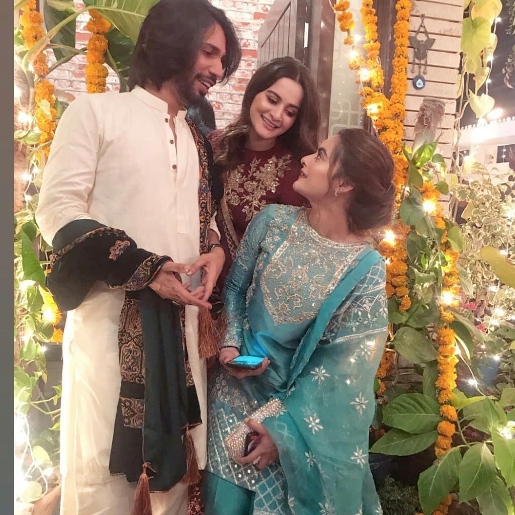 Celebrities Spotted at the Mehndi Event of Iqra Aziz and Yasir Hussain