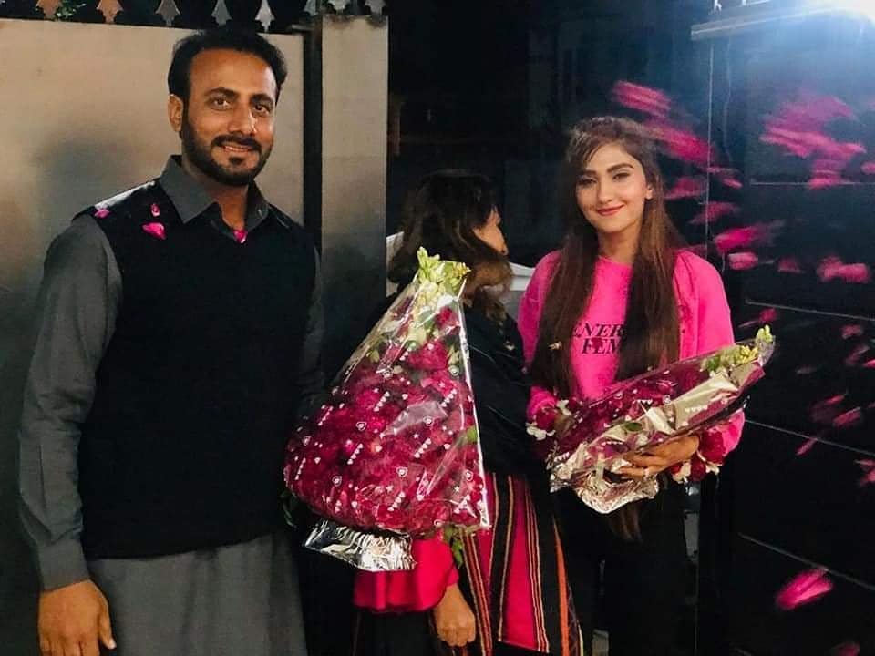 Cricketer Hassan Ali Wife Samiya Came to his Home in Pakistan for the First Time