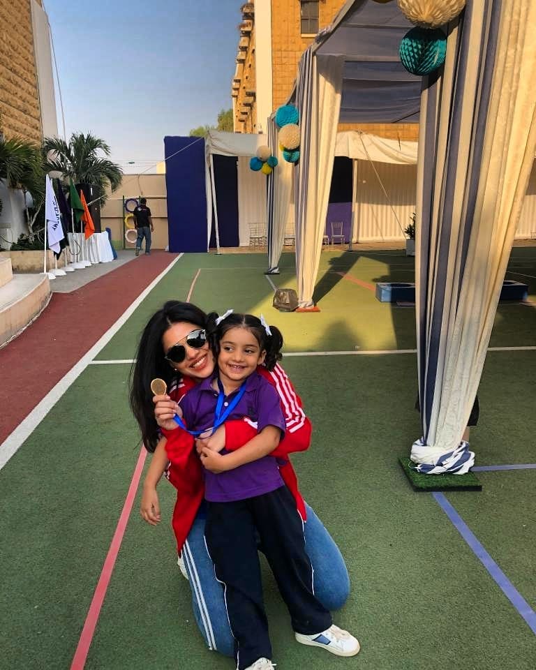 Sanam Jung with her Daughter at her School Sports Day