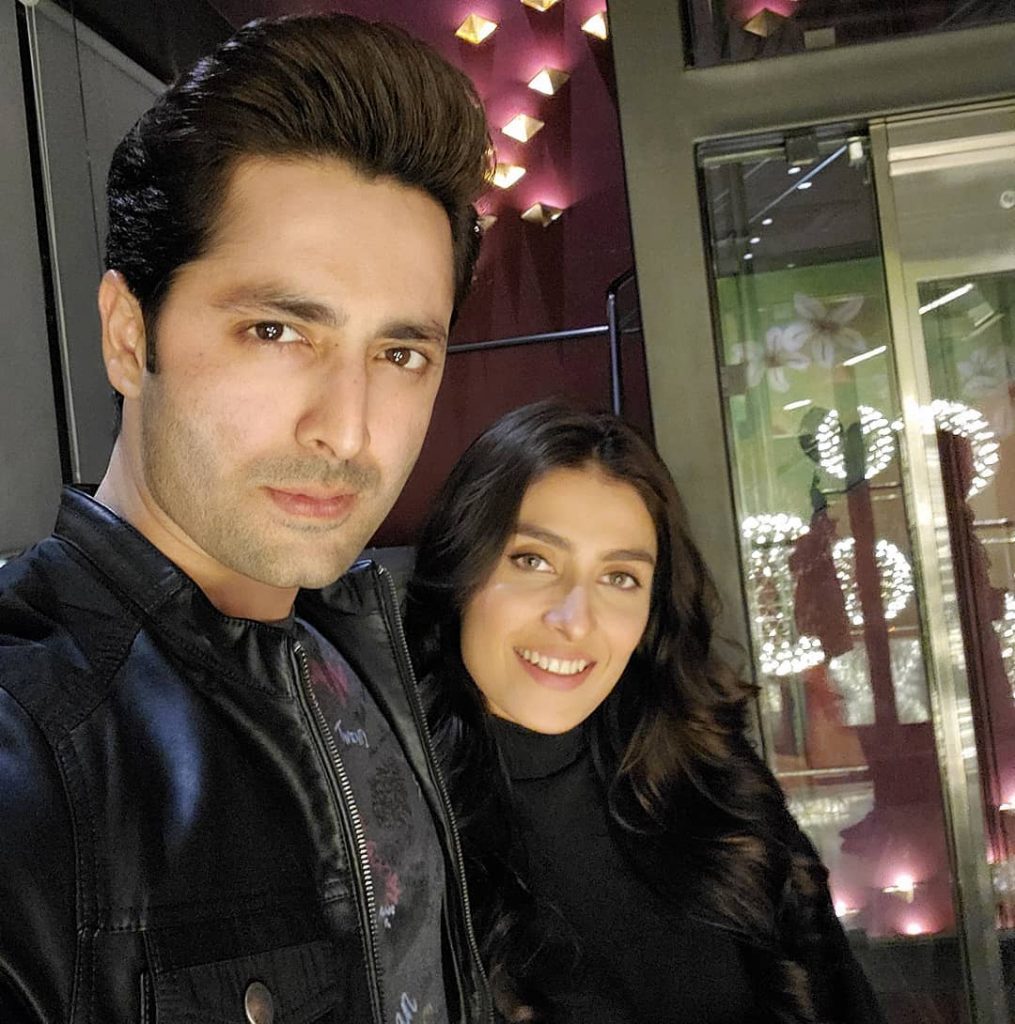 Ayeza Khan And Danish Taimoor's New Year Wishes For Fans