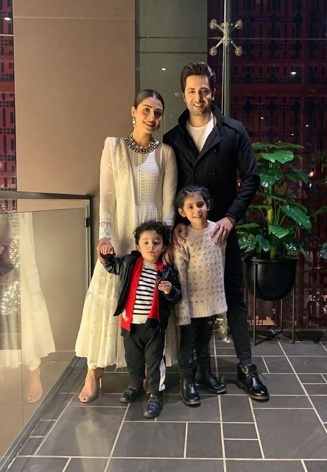 Gorgeous Actress Ayeza Khan's Birthday Pictures with Family