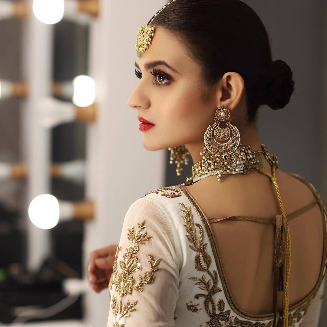 Beautiful Bridal Look of Hira Mani from her Latest Shoot