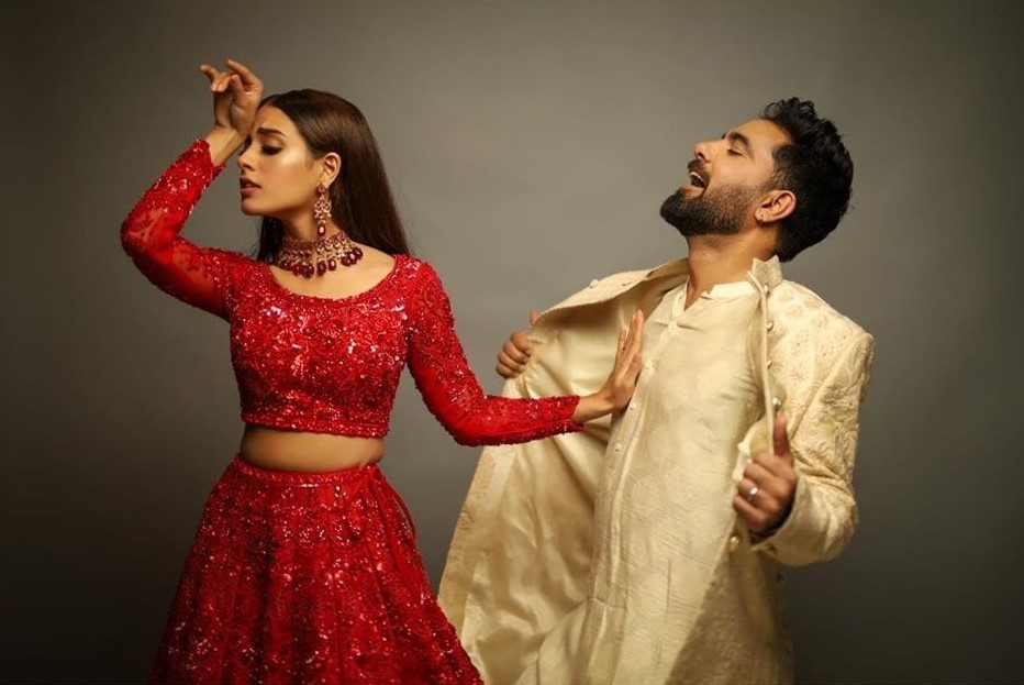 Beautiful Couple Iqra Aziz and Yasir Hussain Latest Photo Shoot