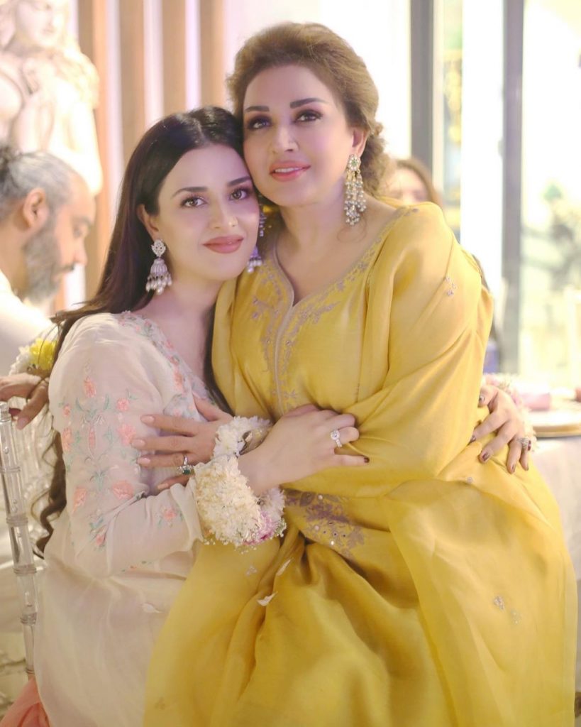 Noor Jehan's Granddaughter Pays Tribute To Mother