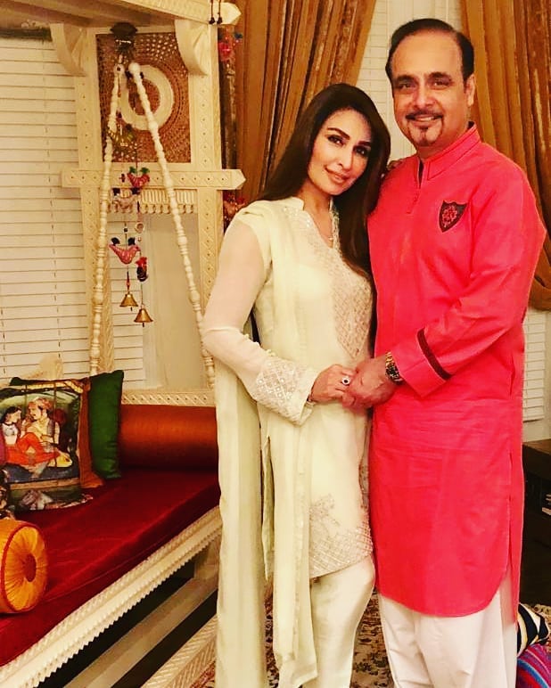 Actress Reema Khan's Latest Beautiful Clicks with her Husband