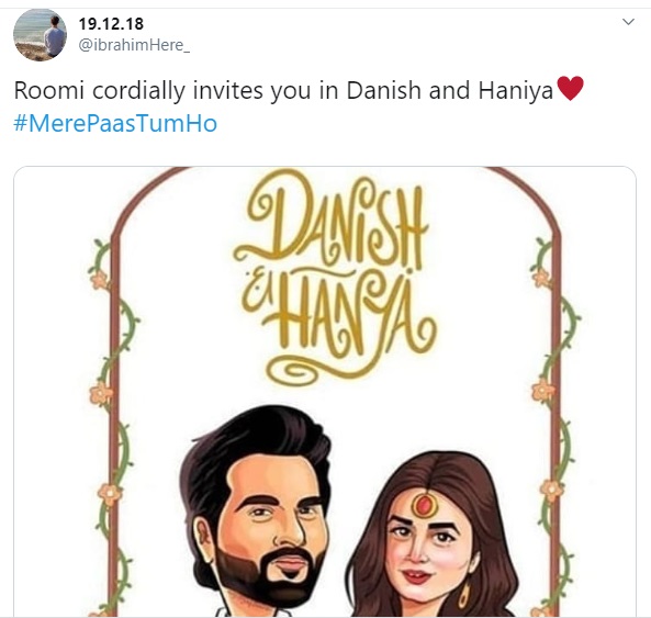 Roomi's proposal to Ms. Hania in Meray Pass Tum Ho has taken the internet by a storm