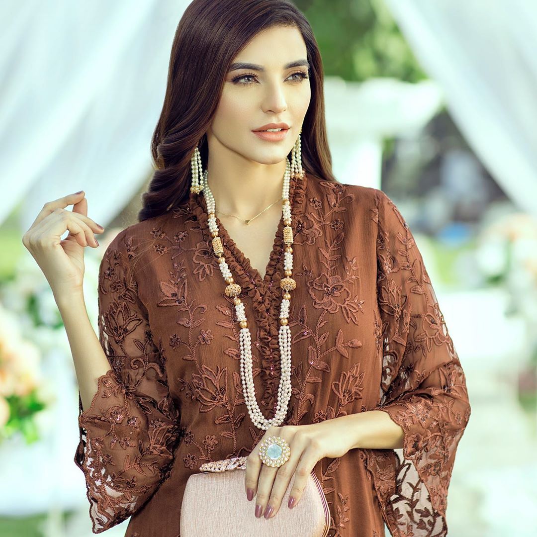 Actress Sadia Khan's Latest Photo shoot for Clothing Brand