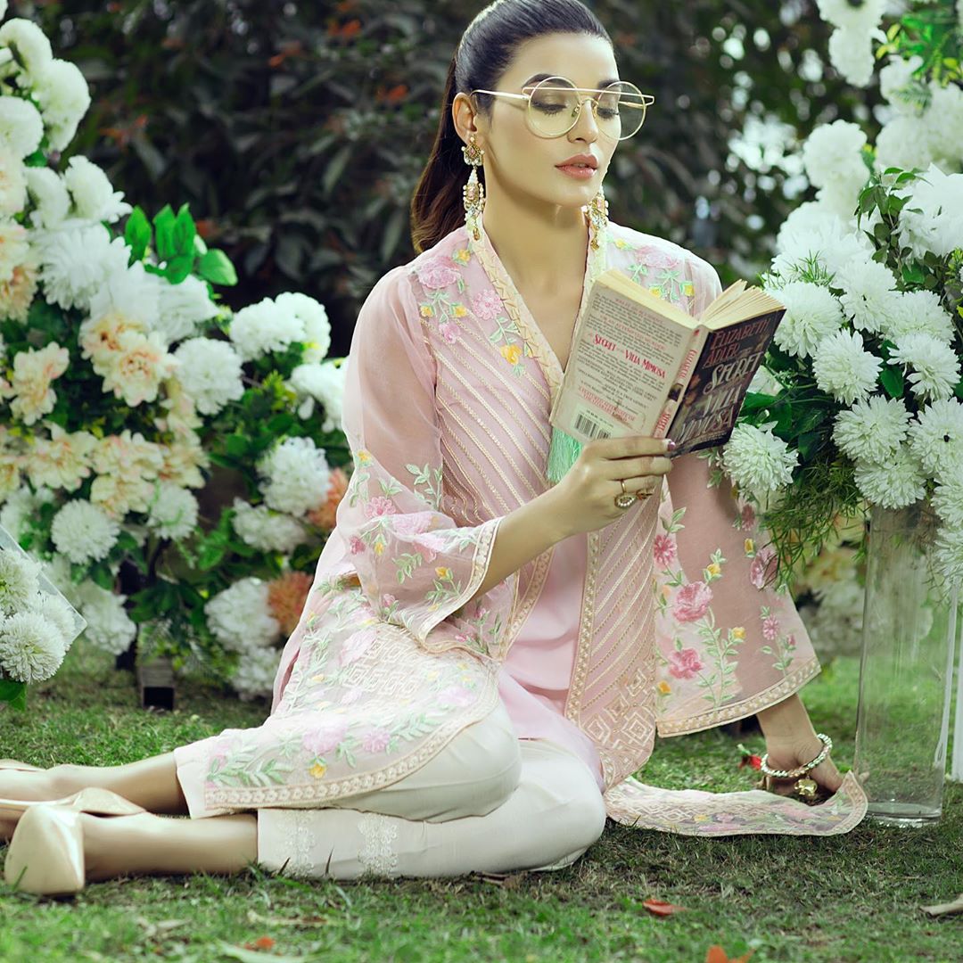 Actress Sadia Khan's Latest Photo shoot for Clothing Brand