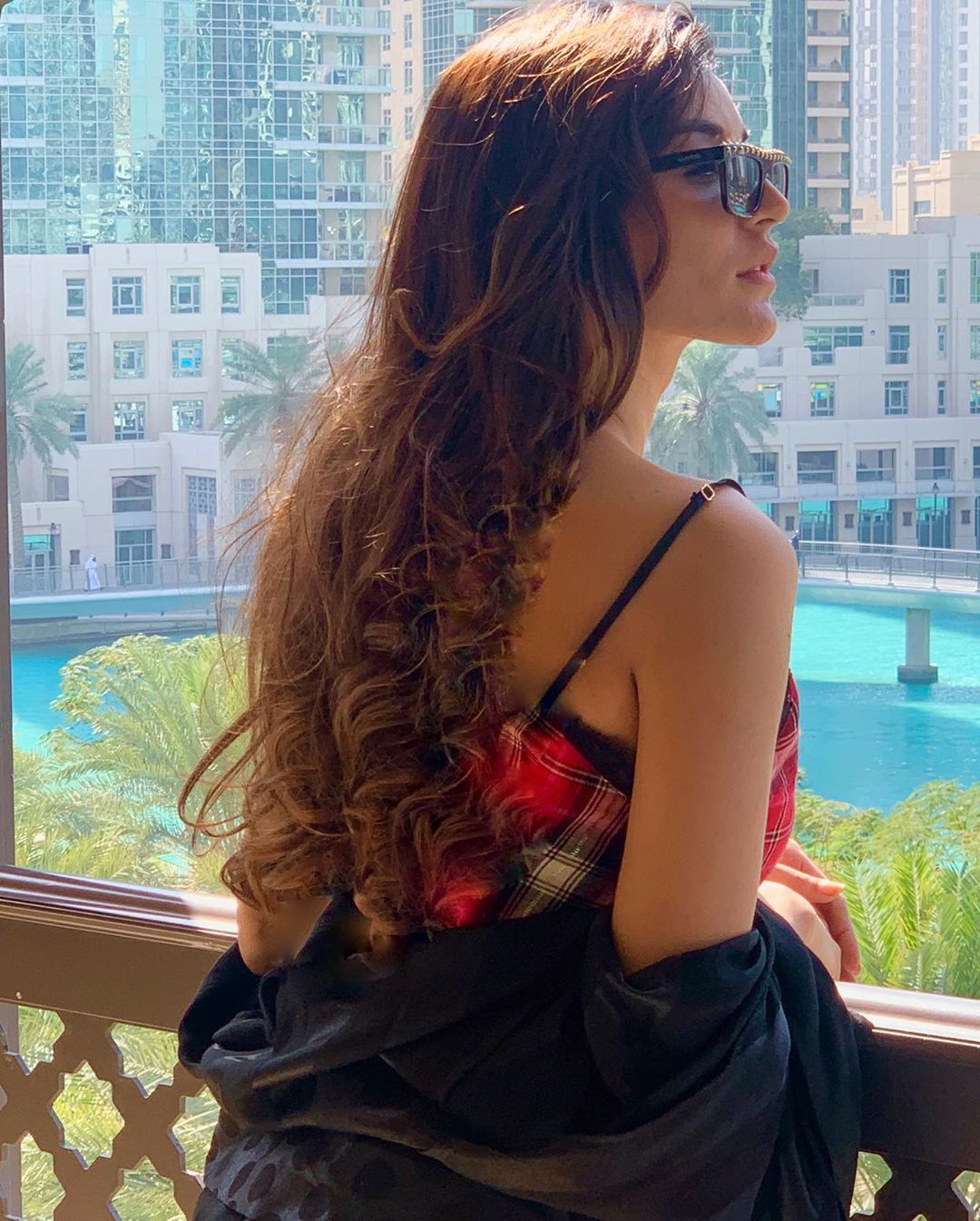 Actress Sadia Khan's Latest Beautiful Clicks from Dubai