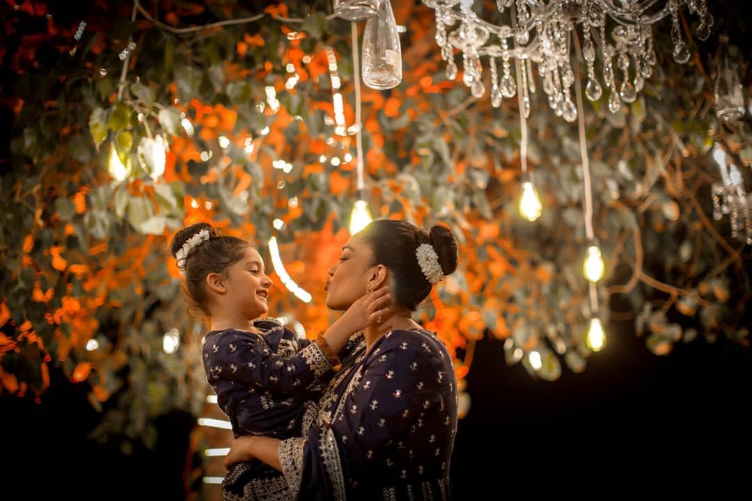 Beautiful Clicks of Sanam Jung with her Daughter Alaya